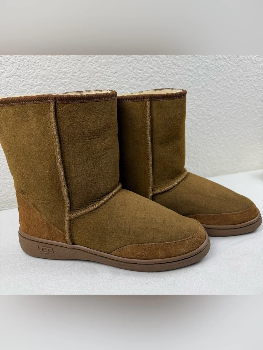 UGG Classic Short Boots | Chestnut Suede | Pure Wool Pile | Men's 10